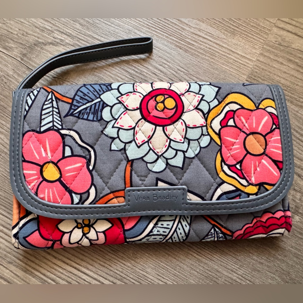 Vera Bradley Large Wristlet Wallet Tropical Evening Purse Bag Clutch Flora